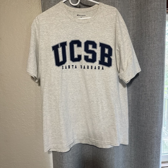 Champion UCSB Tee in Size XL. - Picture 9 of 10
